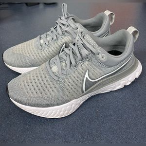 Nike Infinity React 2